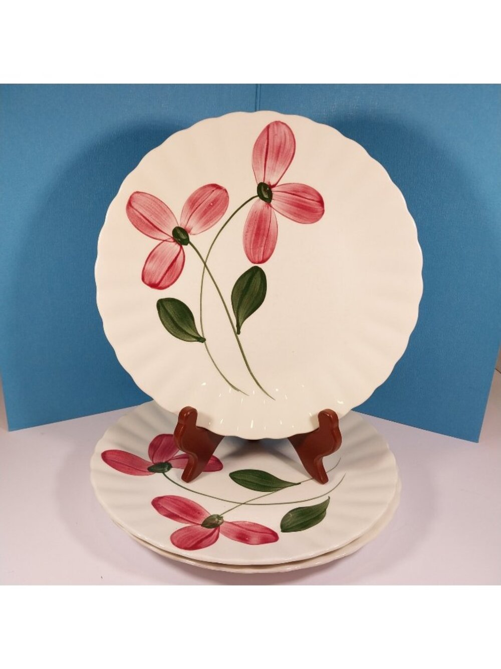 Set 3 Blue Ridge Southern Pottery 9.25" Luncheon Plates Pink 3-Petal Flowers
